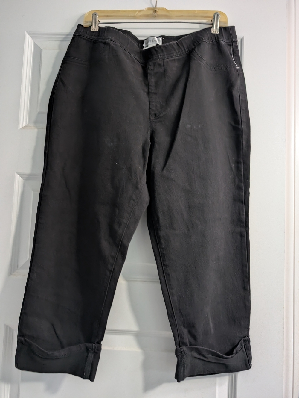 just be Black Waistband Label Detail